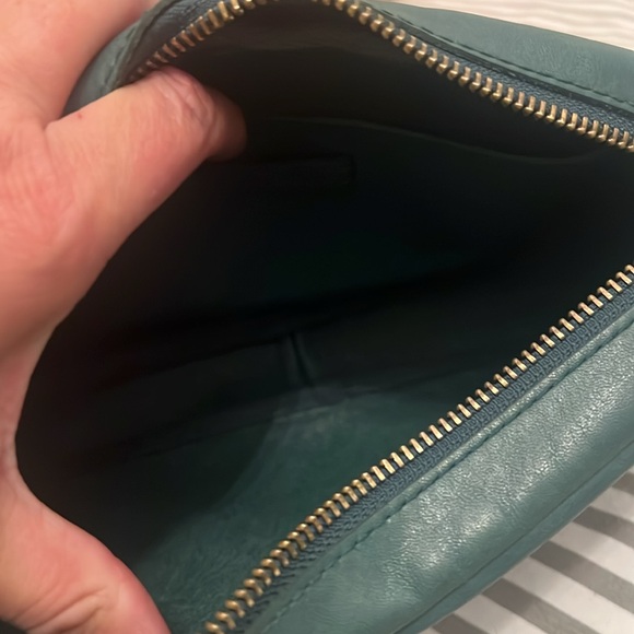 Handbag - Picture 3 of 4